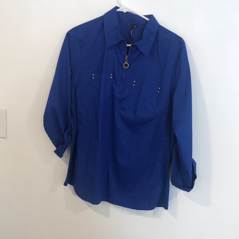 Cathy Daniels blue blouse with gold accents